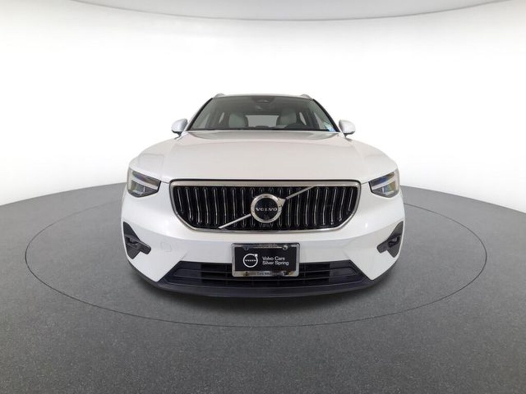 Certified 2023 Volvo XC40 B5 AWD Plus Bright SUV