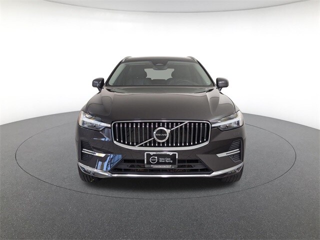 2022 Volvo XC60 B5 Inscription photo 2