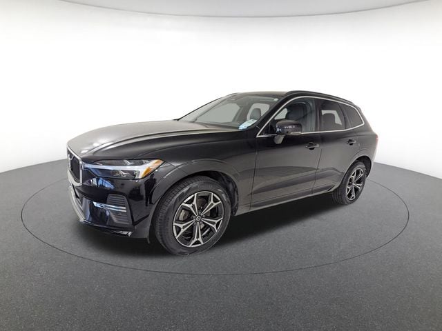 2022 Volvo XC60 Momentum
