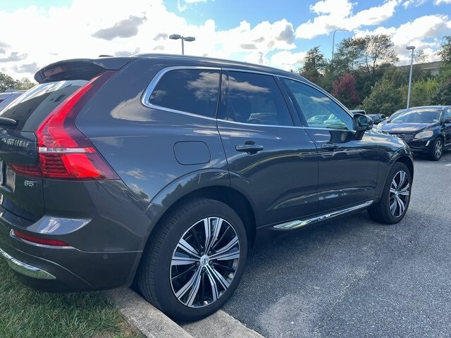 2023 Volvo XC60 B5 Plus photo 4