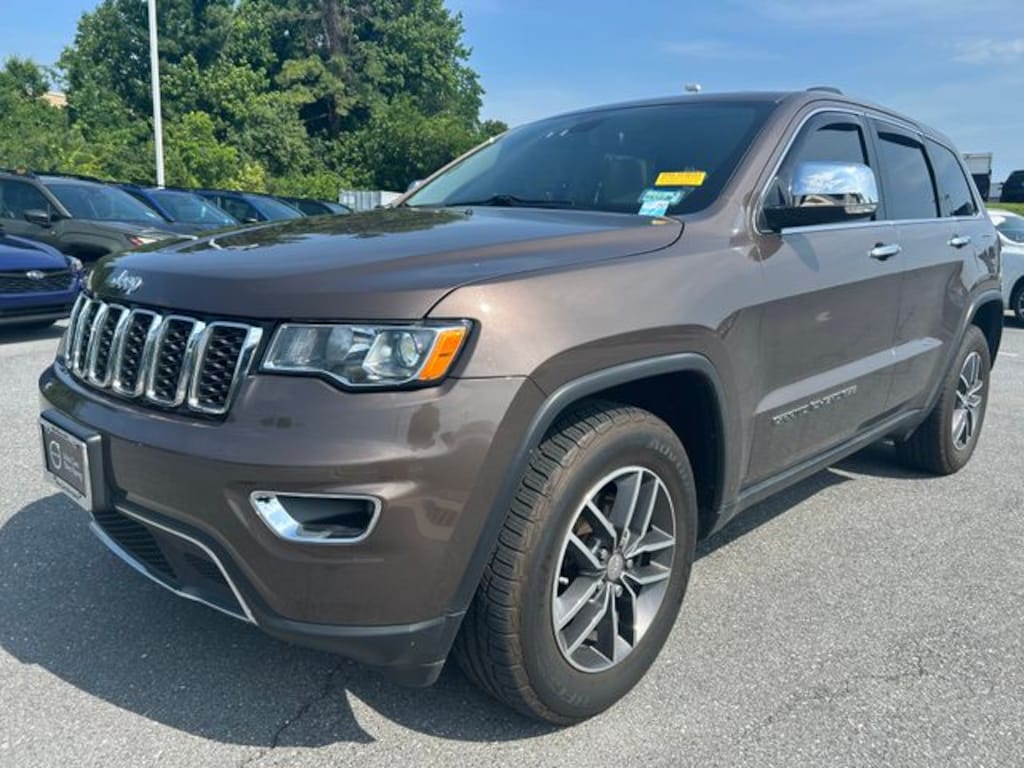 Used 2018 Jeep Grand Cherokee Limited 4x4 SUV