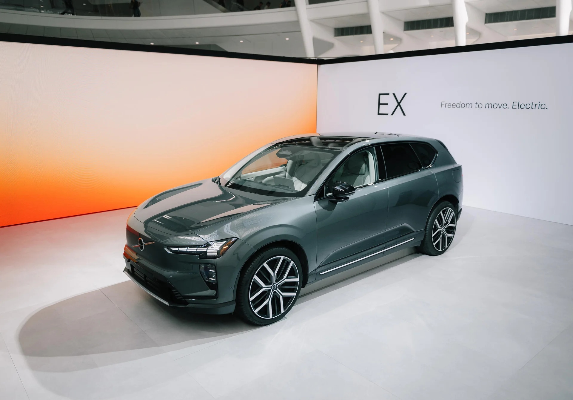 Volvo EX60.jpg