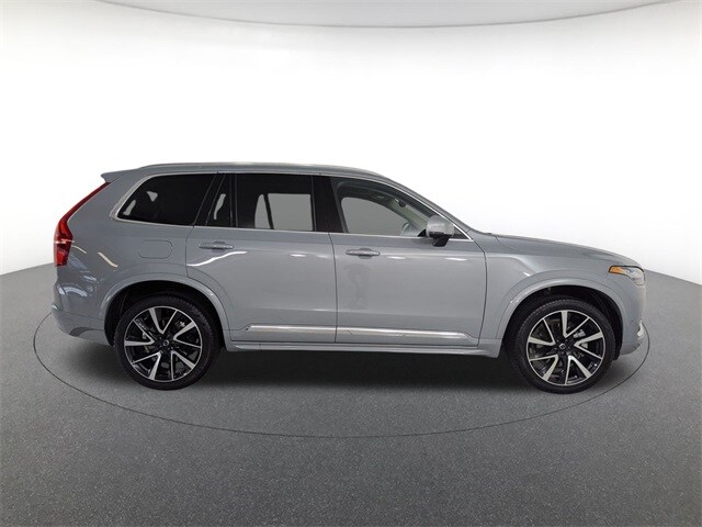 2024 Volvo XC90 Plus photo 3