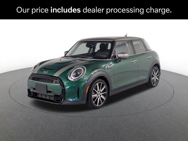 2024 MINI Hardtop Cooper S's photo