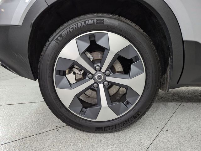 2026 Volvo XC40 Core - Photo 23
