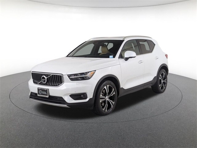 2022 Volvo XC40 T5 AWD Inscription SUV