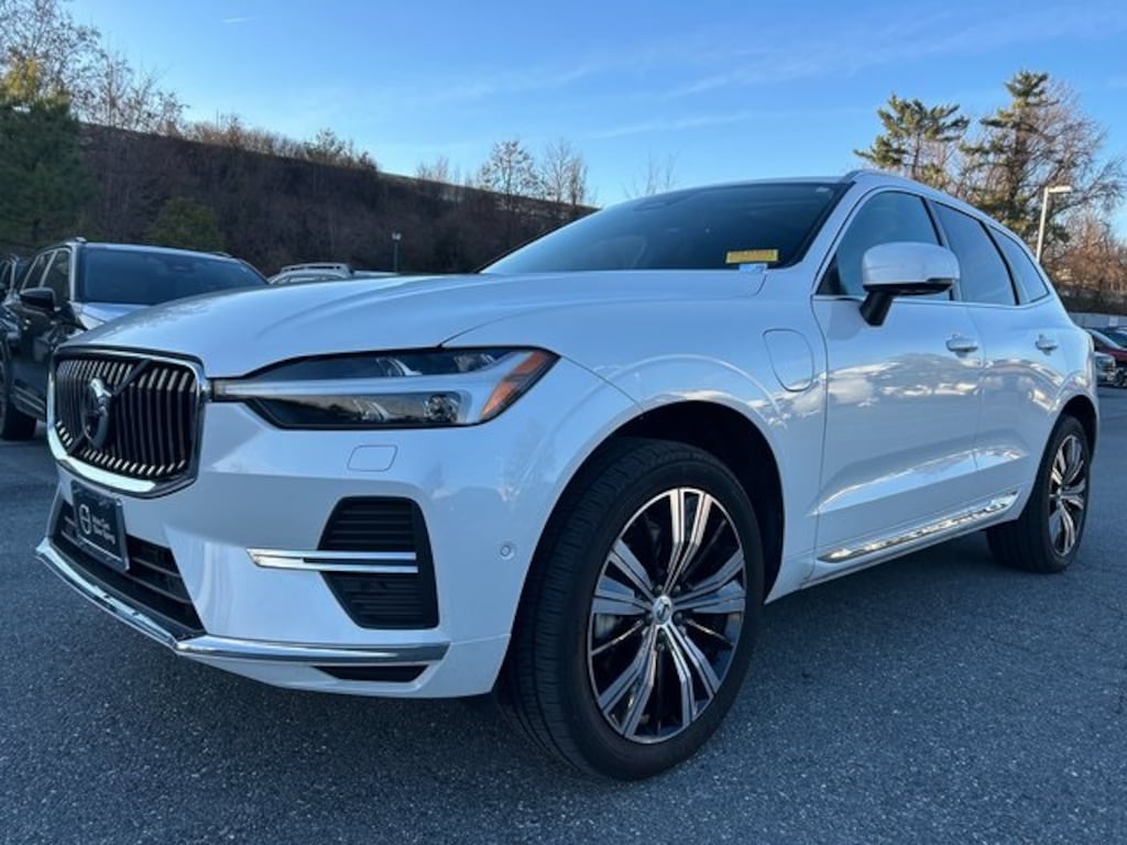 Certified 2023 Volvo XC60 Recharge Plug-In Hybrid Plus Bright SUV