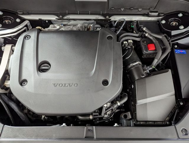 2026 Volvo XC90 Plus - Photo 25