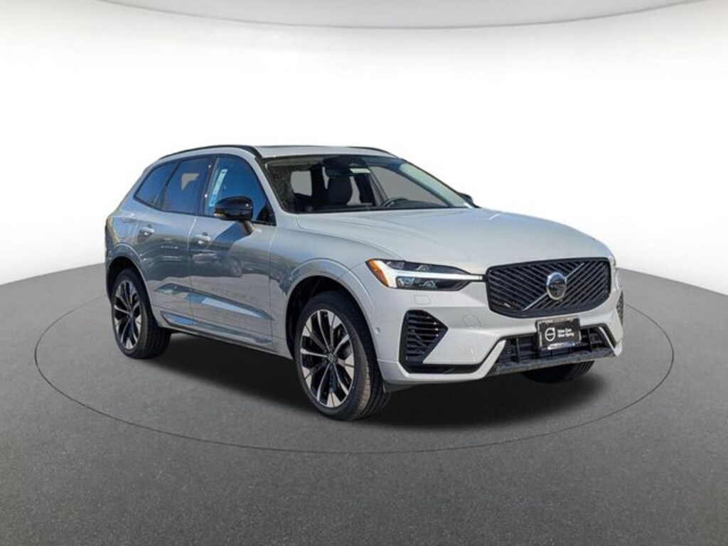 New 2026 Volvo XC60 plug-in hybrid T8 Plus SUV
