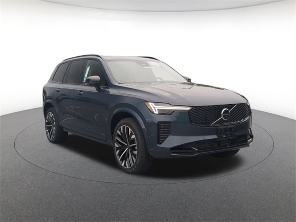 New 2026 Volvo XC90 plug-in hybrid T8 Ultra Dark Theme 7-Seater SUV