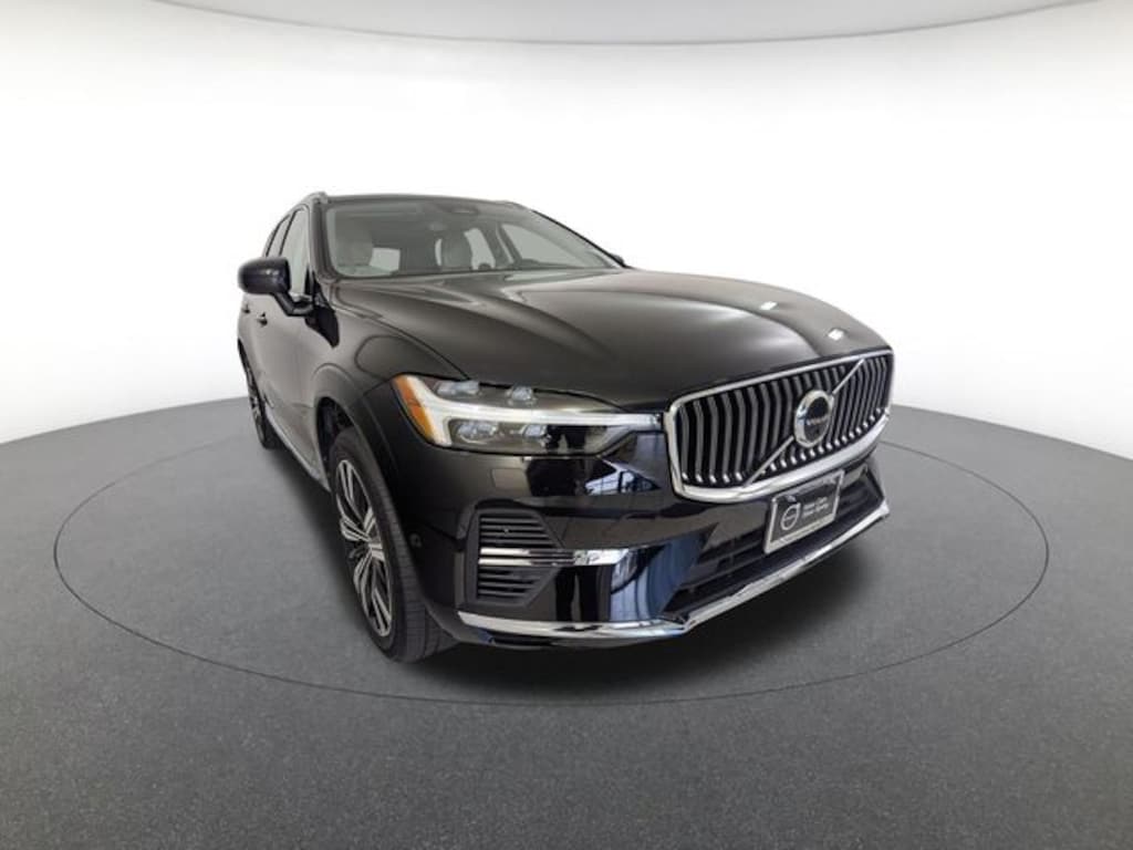 Certified 2023 Volvo XC60 Recharge Plug-In Hybrid Ultimate Bright SUV