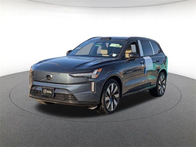 2025 Volvo EX90 Ultra's photo