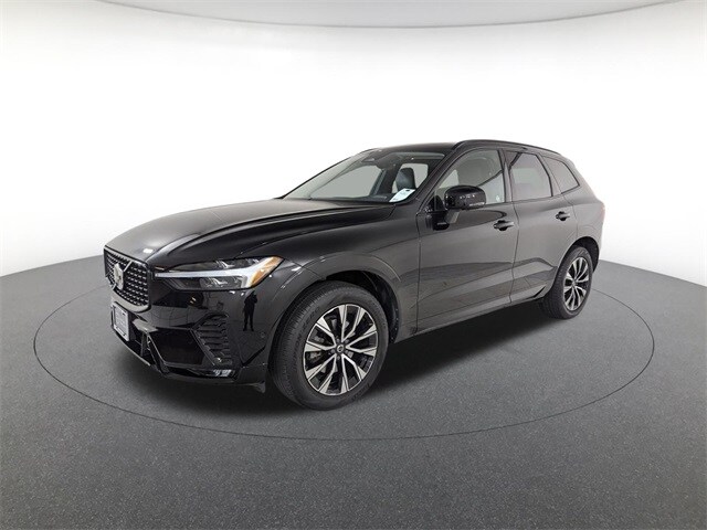 2023 Volvo XC60 B5 AWD Plus Dark SUV