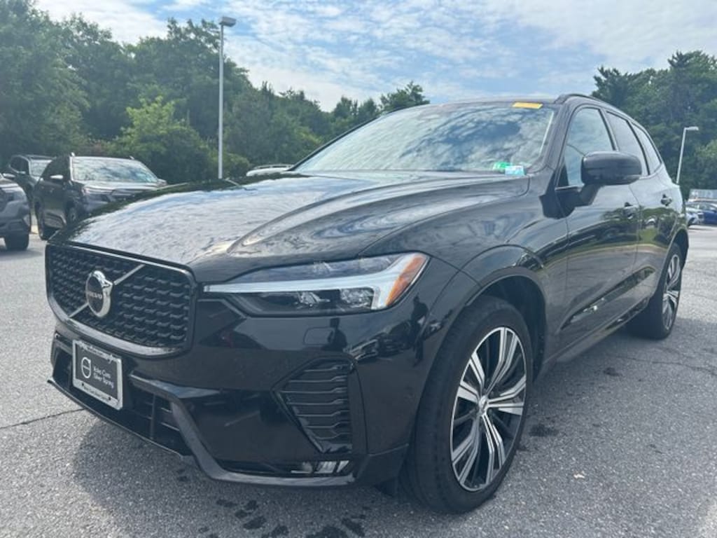 Used 2023 Volvo XC60 B6 AWD Ultimate Dark SUV