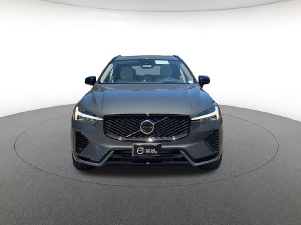 New 2026 Volvo XC60 plug-in hybrid T8 Ultra SUV
