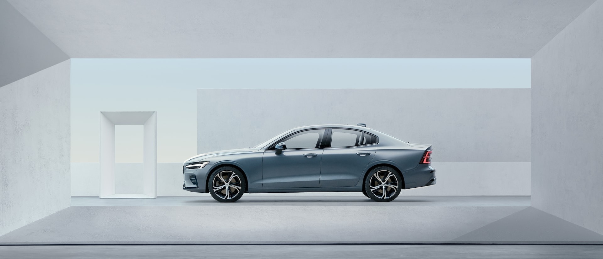 2024_Volvo_S60_exterior.jpg