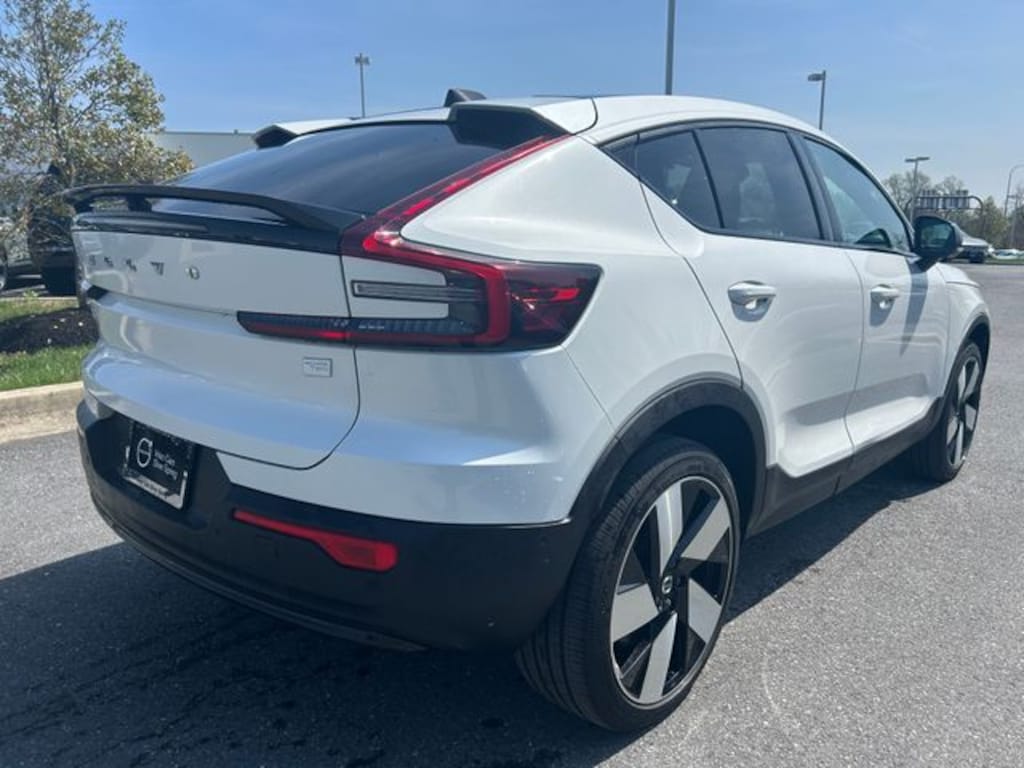 Certified 2023 Volvo C40 Recharge Pure Electric Twin Ultimate SUV