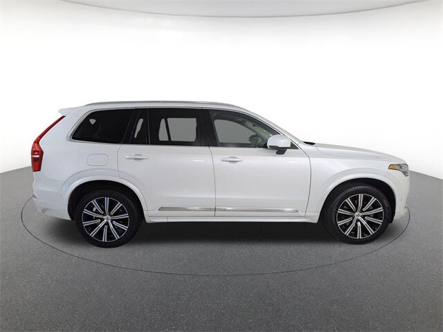 2023 Volvo XC90 AWD Plus photo 4
