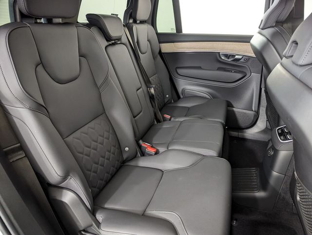 2025 Volvo XC90 Plus - Photo 19
