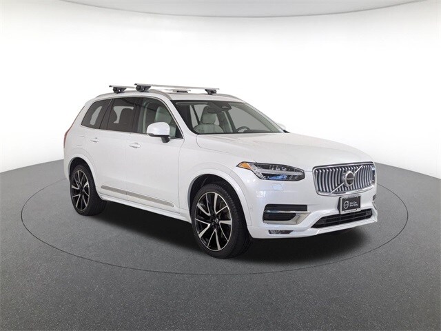 2023 Volvo XC90 AWD Plus photo 3