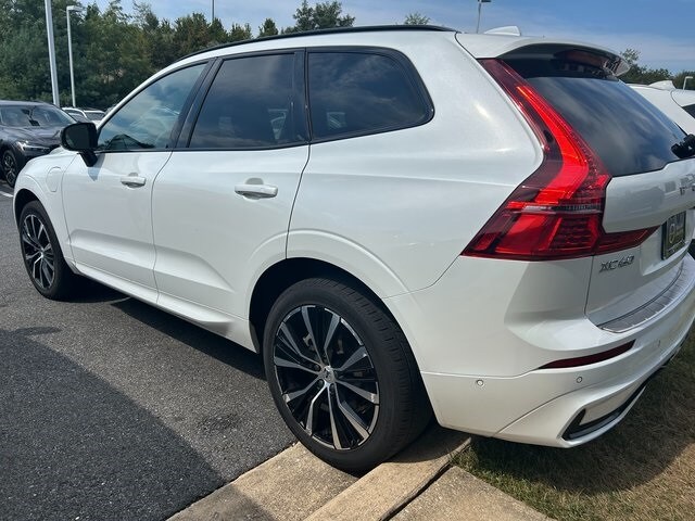 2023 Volvo XC60 Recharge Hybrid Plus photo 3