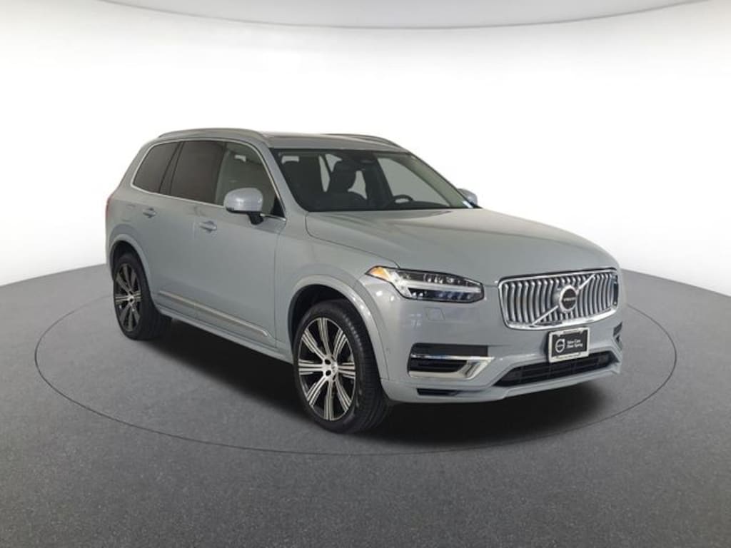 Certified 2025 Volvo XC90 plug-in hybrid T8 Plus 7-Seater SUV