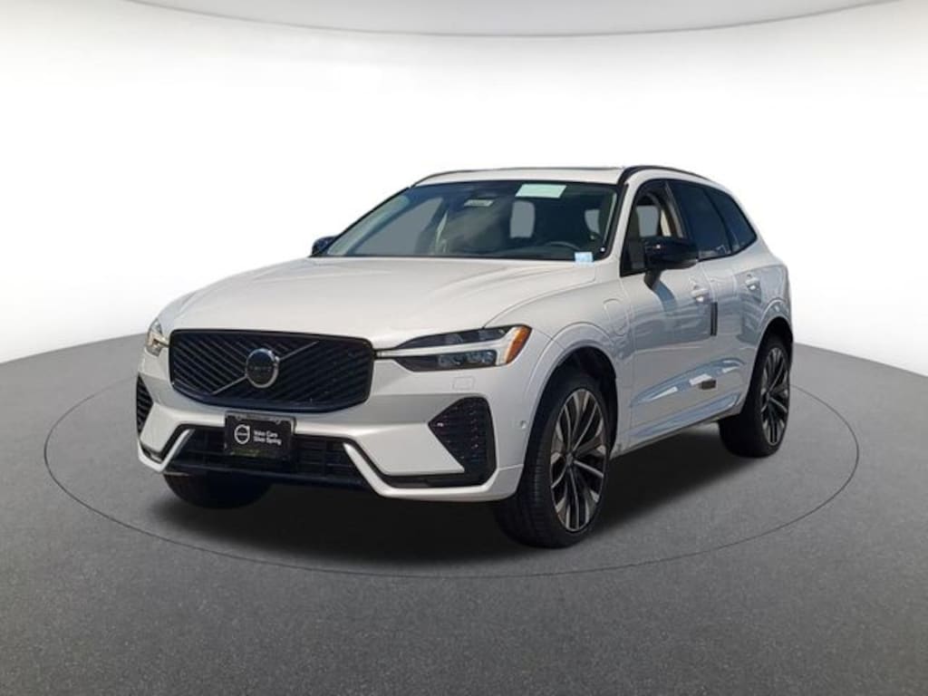 New 2026 Volvo XC60 plug-in hybrid T8 Ultra SUV