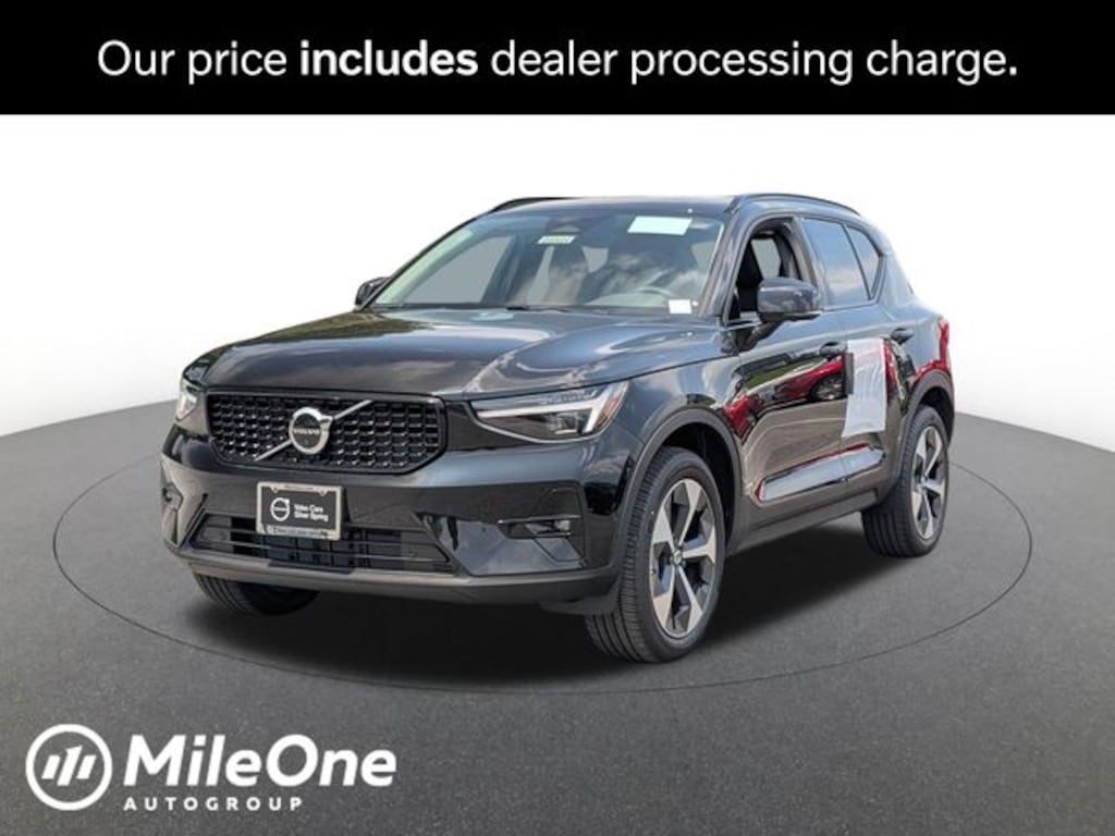 New 2026 Volvo XC40 B5 Plus SUV