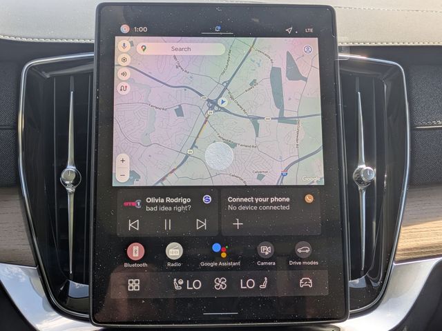 2026 Volvo XC90 Plus - Photo 15