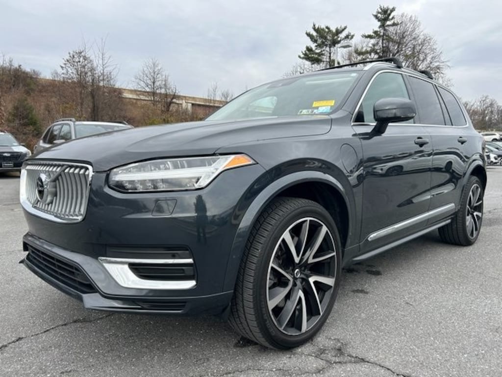 Certified 2022 Volvo XC90 Recharge Plug-In Hybrid eAWD Inscription Expression 7 Seater SUV