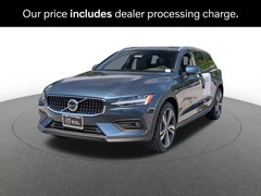 2026 Volvo V60 Cross Country B5 Plus Wagon
