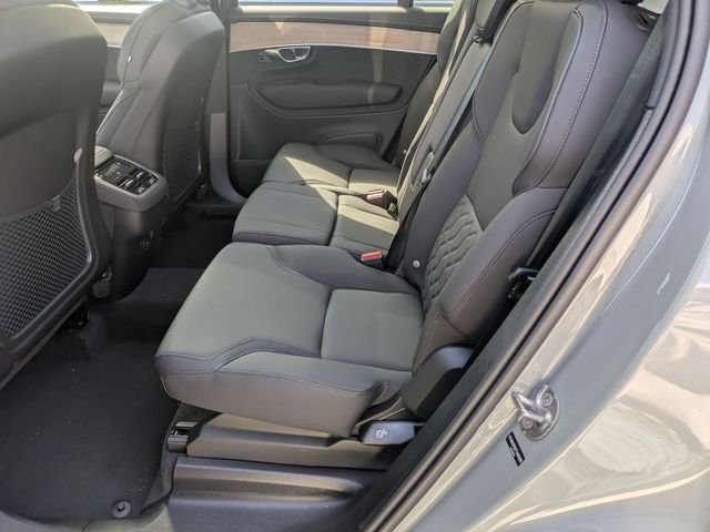 2026 Volvo XC90 Plus - Photo 11