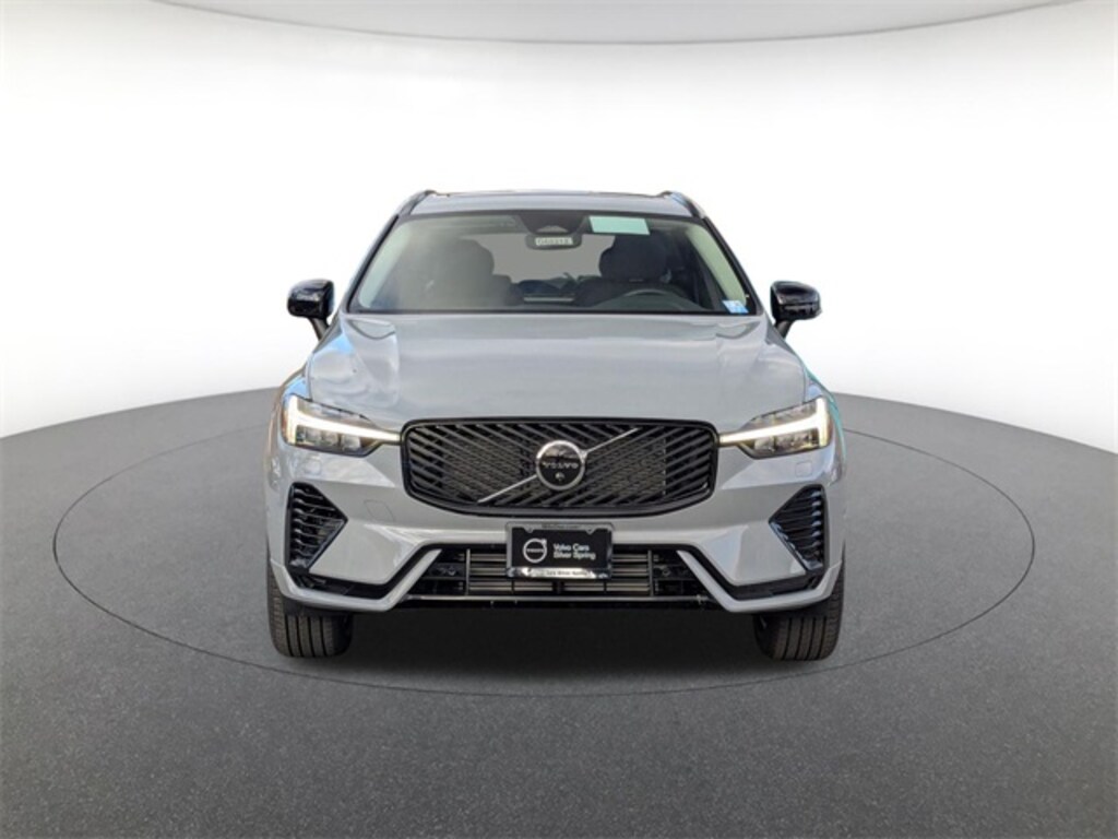 New 2026 Volvo XC60 plug-in hybrid T8 Plus SUV