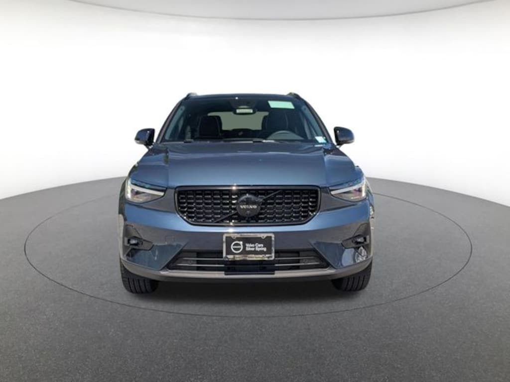 New 2026 Volvo XC40 B5 Ultra Black Edition SUV