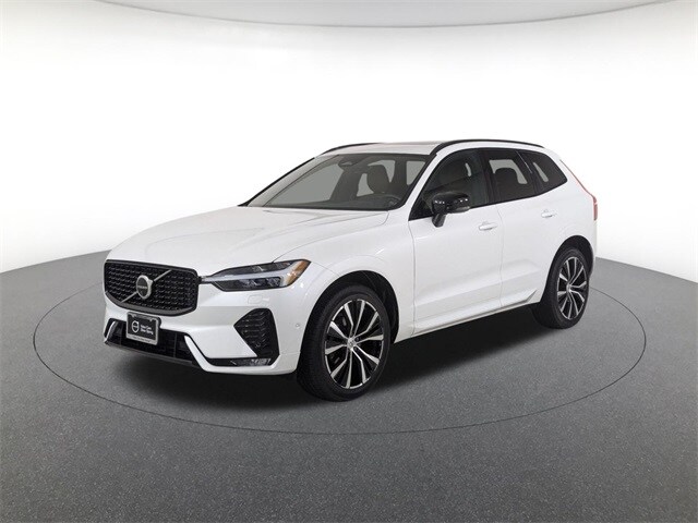 2024 Volvo XC60 B5 Plus Dark SUV