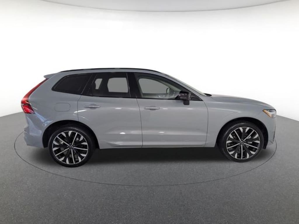 New 2026 Volvo XC60 B5 Ultra SUV