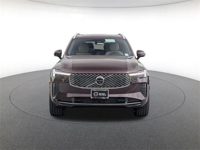 2026 Volvo XC90 Plus photo 2