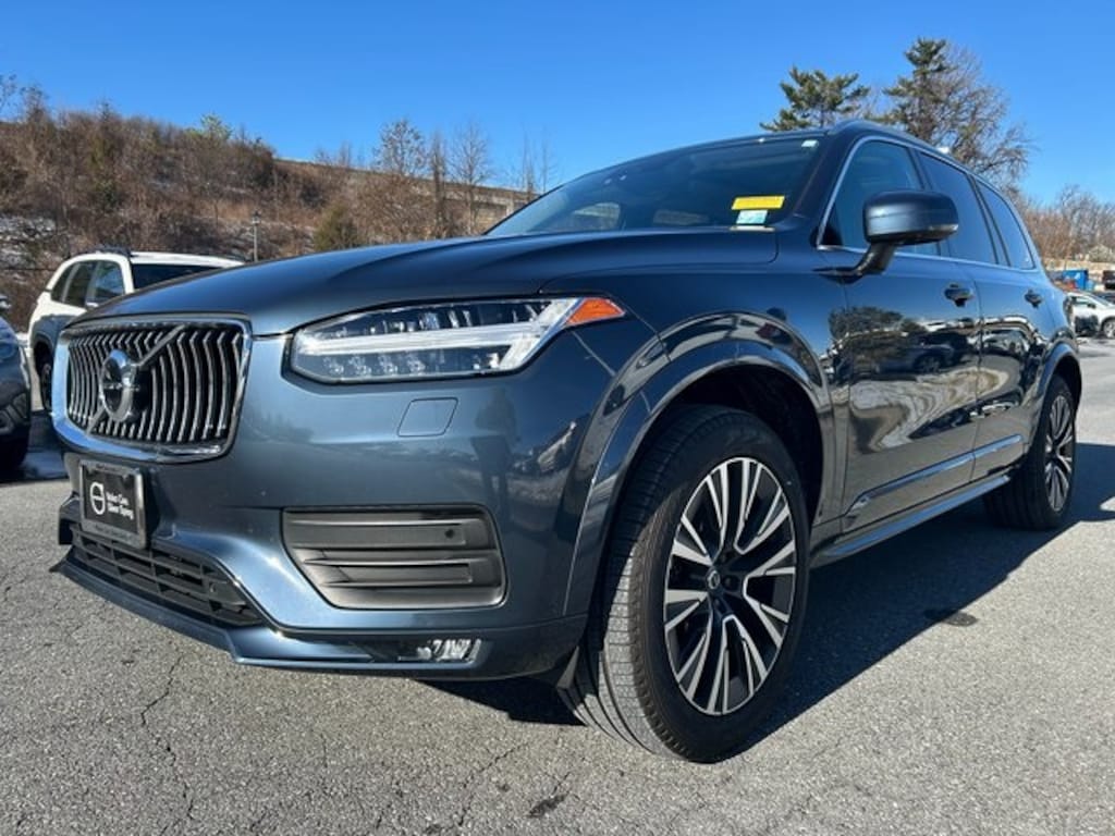 Certified 2022 Volvo XC90 T5 AWD Momentum 7 Seater SUV