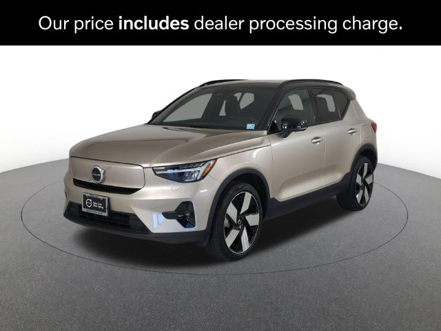 2023 Volvo XC40 Plus