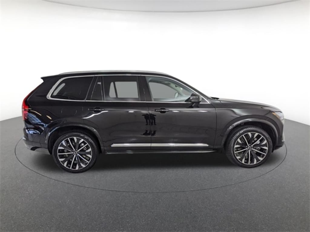 Certified 2026 Volvo XC90 plug-in hybrid T8 Ultra 7-Seater SUV