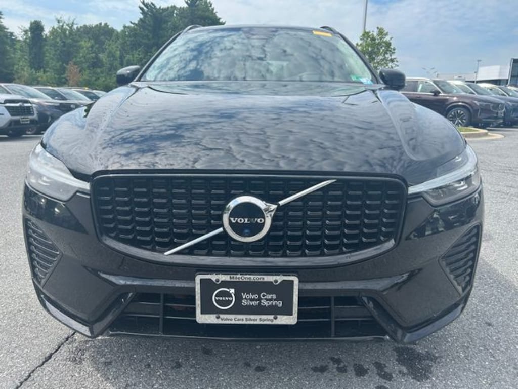 Used 2023 Volvo XC60 B6 AWD Ultimate Dark SUV
