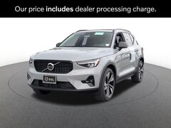 2026 Volvo XC40 B5 Plus AWD SUV