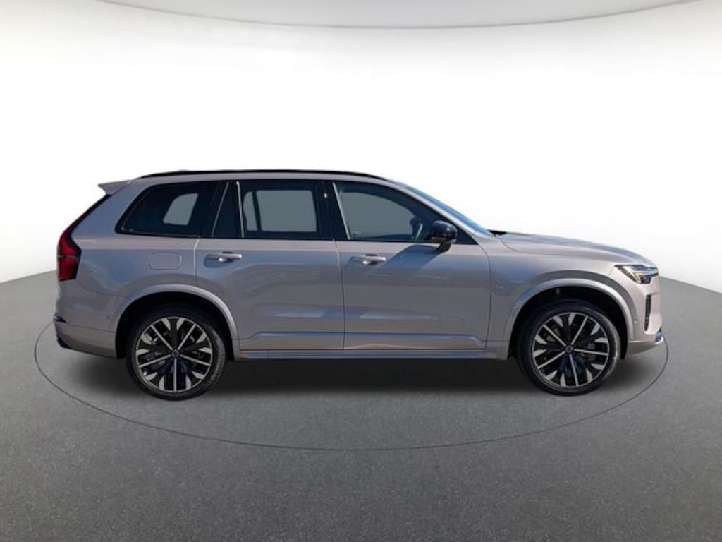 New 2026 Volvo XC90 B6 Ultra Dark Theme 6-Seater SUV