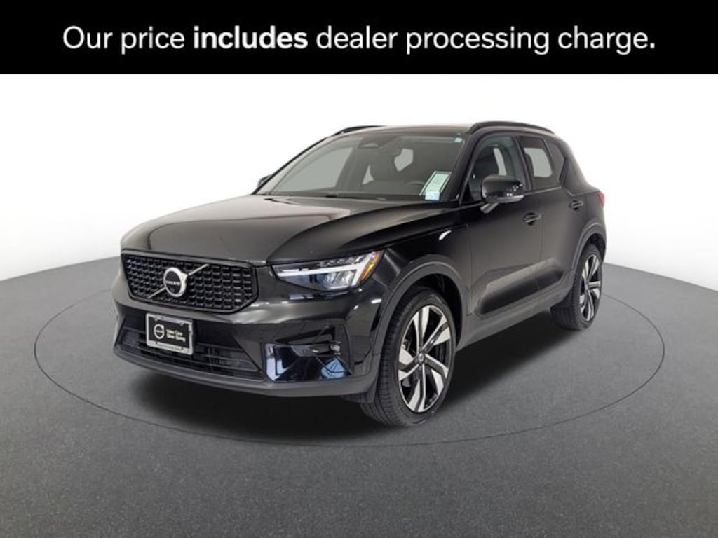 Certified 2023 Volvo XC40 B5 AWD Plus Dark SUV