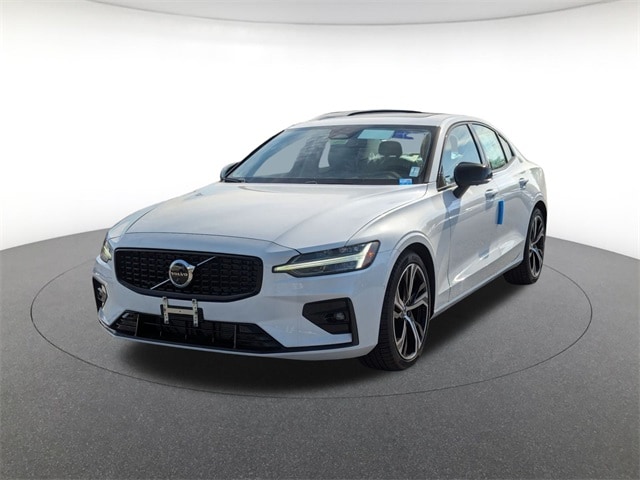 2025 Volvo S60