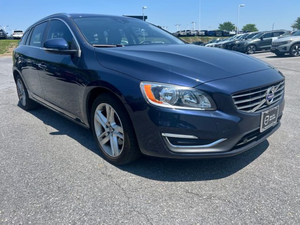 Used 2015 Volvo V60 T5 Premier Drive-E (2015.5) Wagon