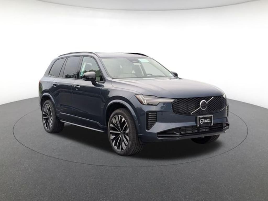 New 2026 Volvo XC90 plug-in hybrid T8 Ultra Dark Theme 7-Seater SUV