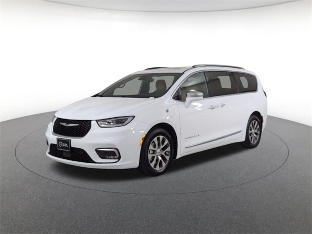 Used 2022 Chrysler Pacifica Hybrid Pinnacle Van Passenger Van