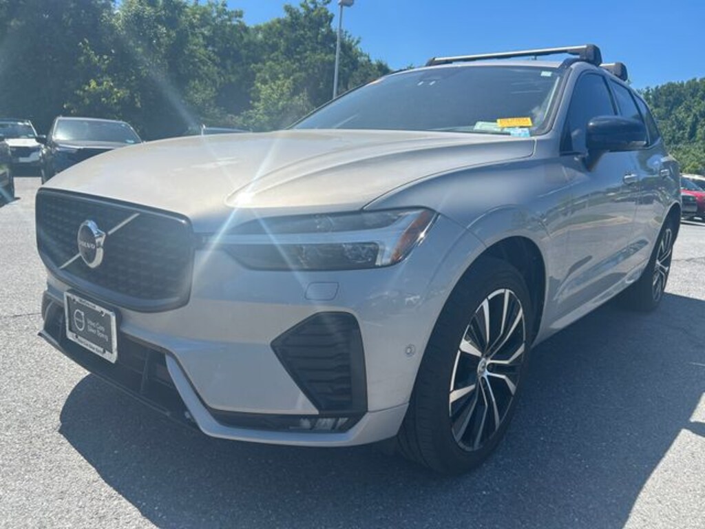 Used 2023 Volvo XC60 B5 AWD Plus Dark SUV