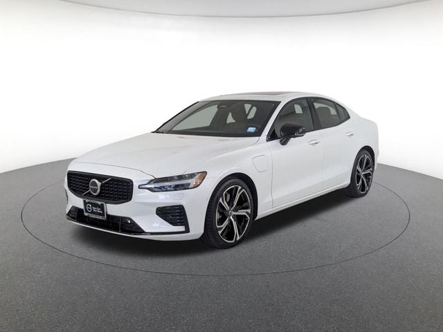 2023 Volvo S60 T8 Recharge Ultimate Dark Theme AWD's photo